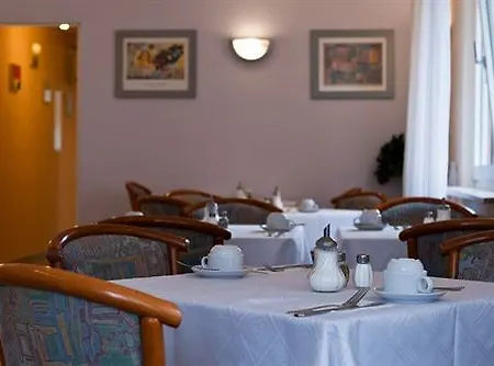 Bornheimer Hof 3*