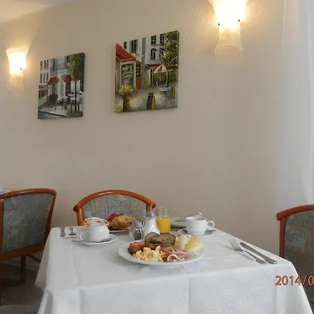 Bornheimer Hof 3*