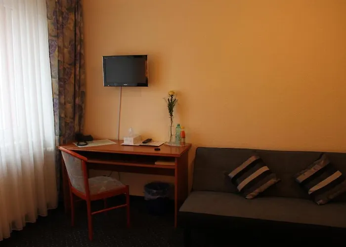 Bornheimer Hof Hotel 3*