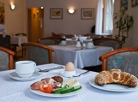 Bornheimer Hof 3* Франкфурт-на-Майне